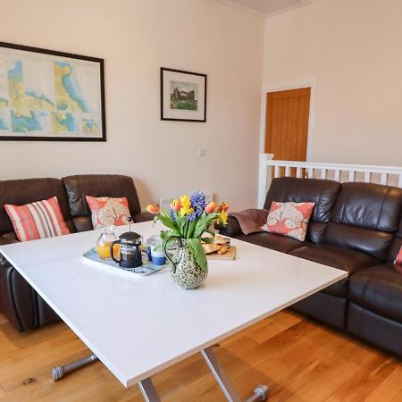 Tuksumduin Villa Whitby Bagian luar foto