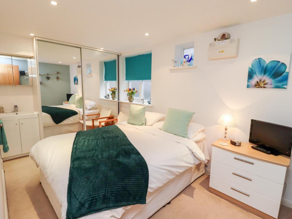 Tuksumduin Villa Whitby Bagian luar foto